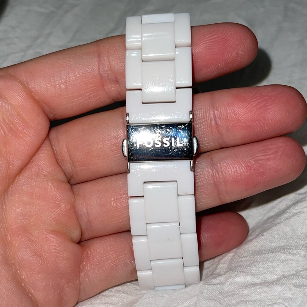 FOSSIL WATCH - Picture 5 of 7
